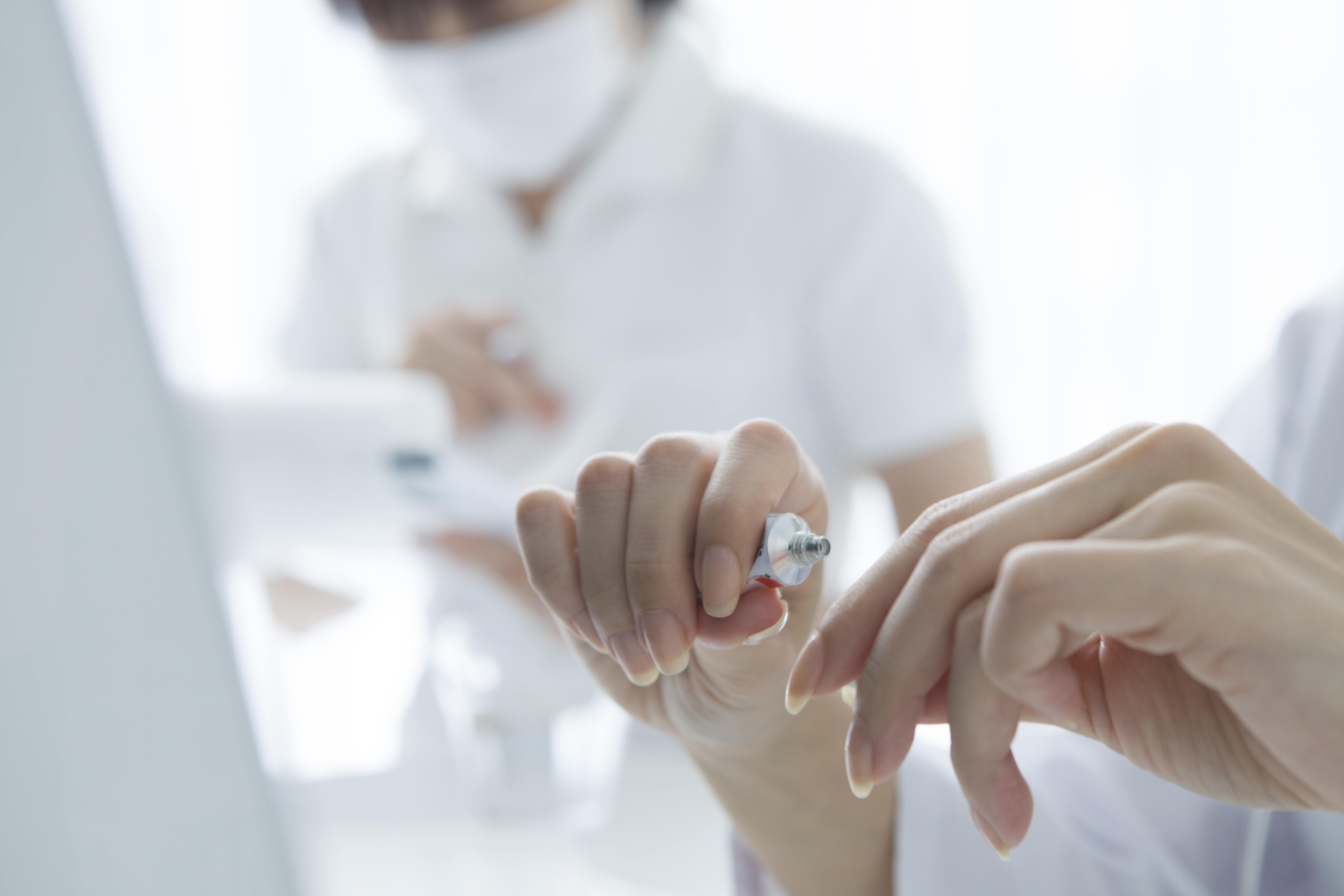 リンデロン®VGと同じ成分の市販薬はある？代用薬や処方薬との違いについて解説