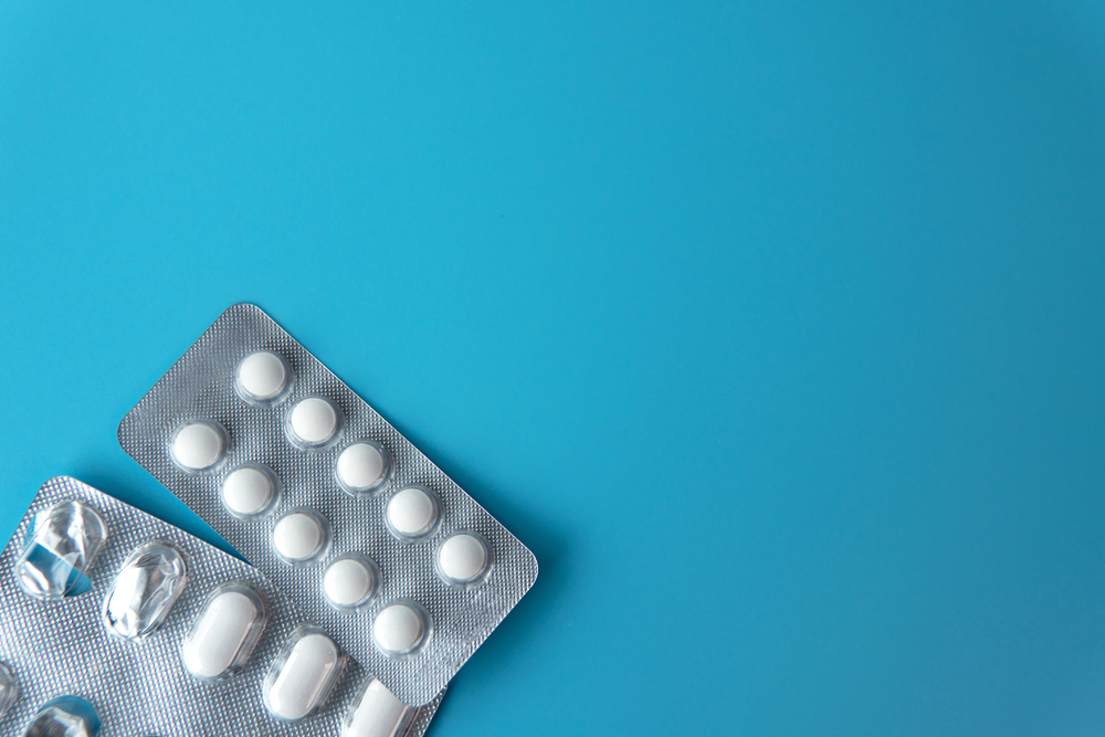 マグミット®︎錠と同じ成分の市販薬はある？便秘に効く薬を解説