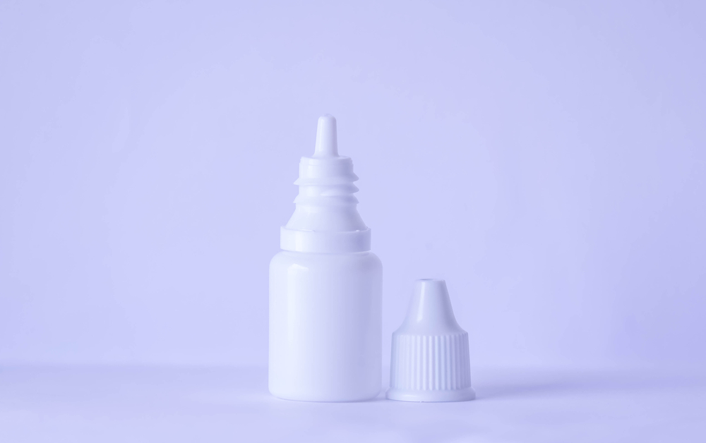 リボスチン®＊点眼液は市販されている？｜花粉やハウスダストによる目の症状に効く目薬を紹介