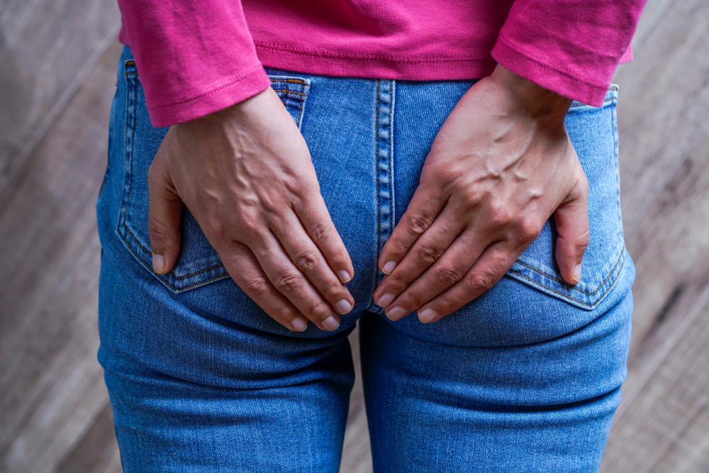 ネリプロクト®軟膏・坐剤の市販薬はある？｜いぼ痔・きれ痔に効く薬を解説