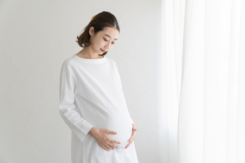妊娠中・授乳中でも飲める便秘薬はある？｜薬の種類や注意点を解説