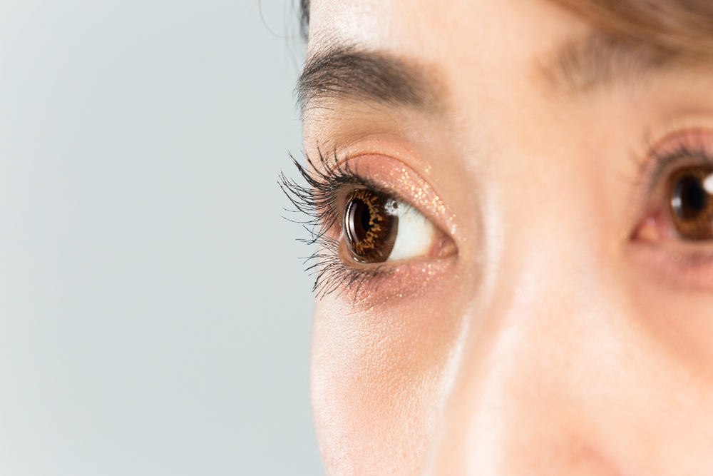 グラッシュビスタとは？｜効果・購入方法・市販のまつ毛美容液との違いを解説