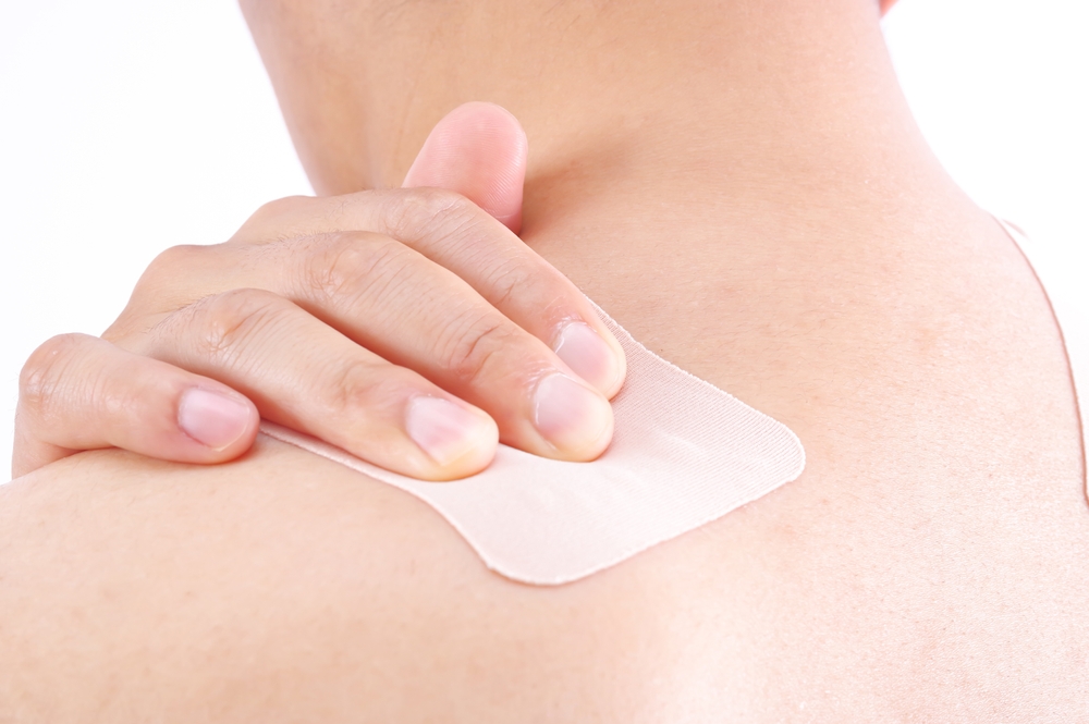 ケトプロフェンテープの代用となる市販薬｜ロキソニン®︎テープとの違い