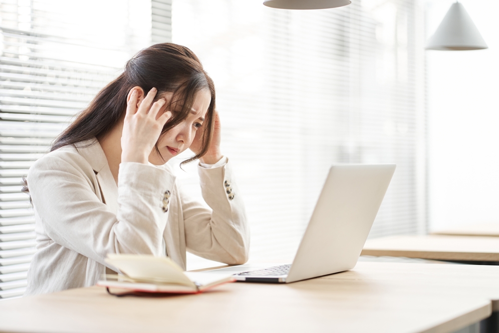 気圧の変化で頭痛が起こる？仕組みと対処法