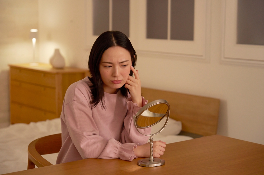 大人ニキビ・肌荒れが治らないときは？皮膚科の治療と美容内服という選択肢